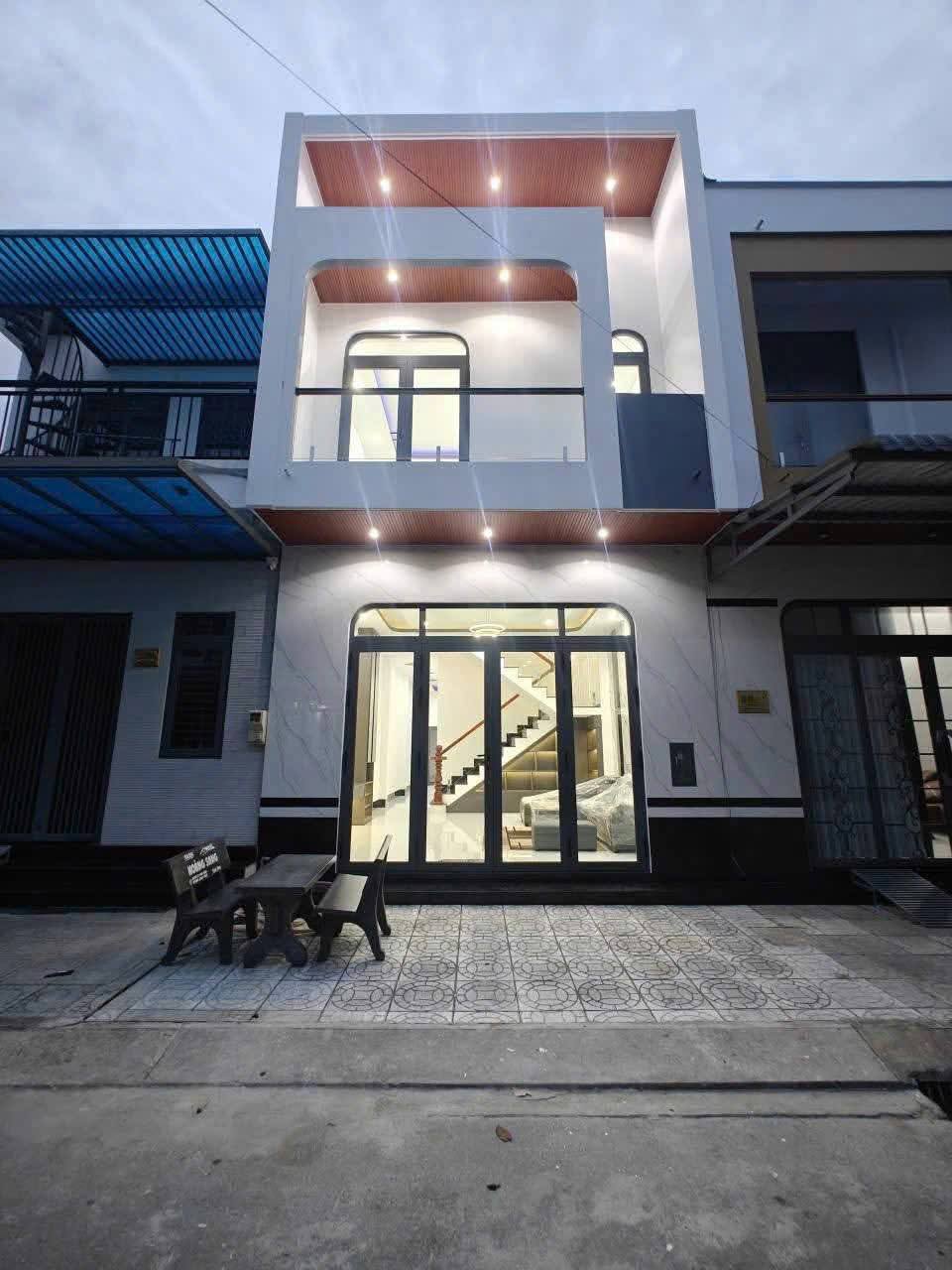 Siêu phẩm nhà mới hoàn thiện tại đường số 2, khu dân cư Nam An Hòa, Rạch Giá, Kiên Giang