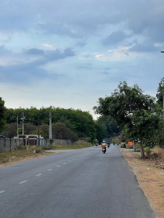 Bán gấp đất mặt tiền DT749A Long Nguyên, Bàu Bàng