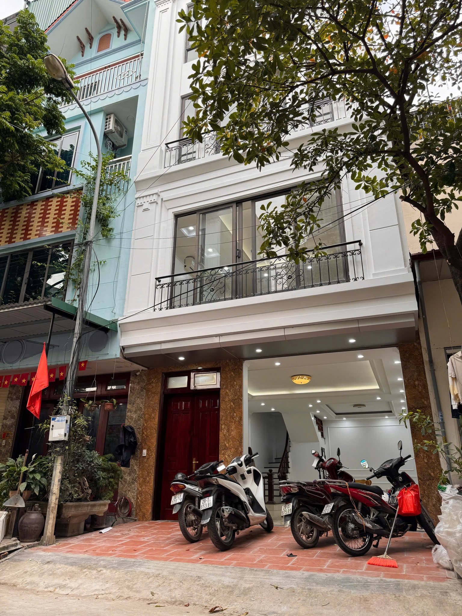 Nhà 5 tầng full nội thất, ô tô tránh, kinh doanh đỉnh cao - Văn La, Hà Đông