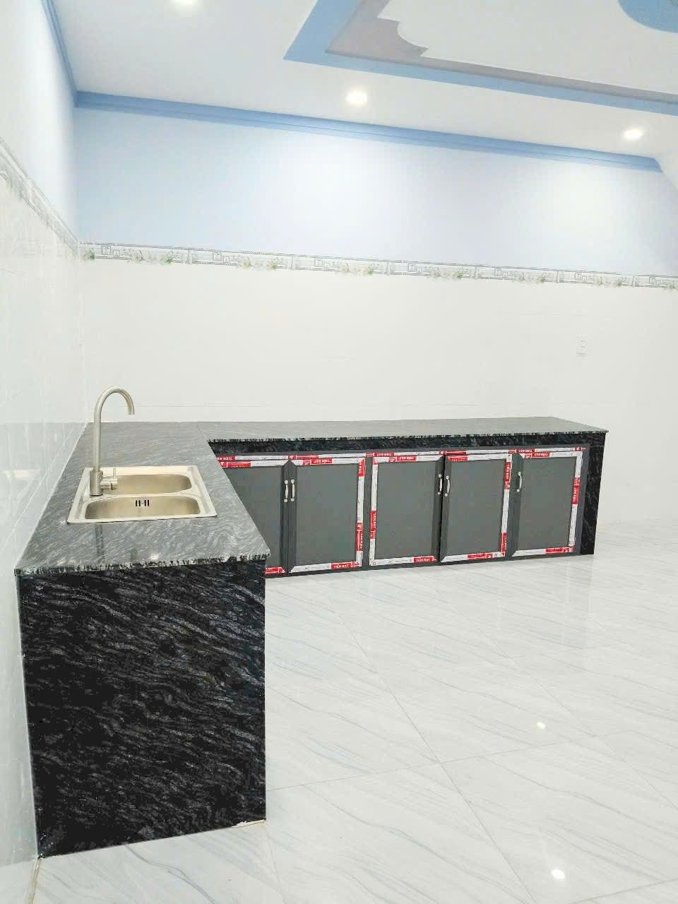 Nhà Trảng Dài, 5mx22m, 3 phòng ngủ, giếng trời, giá mềm như bún chả