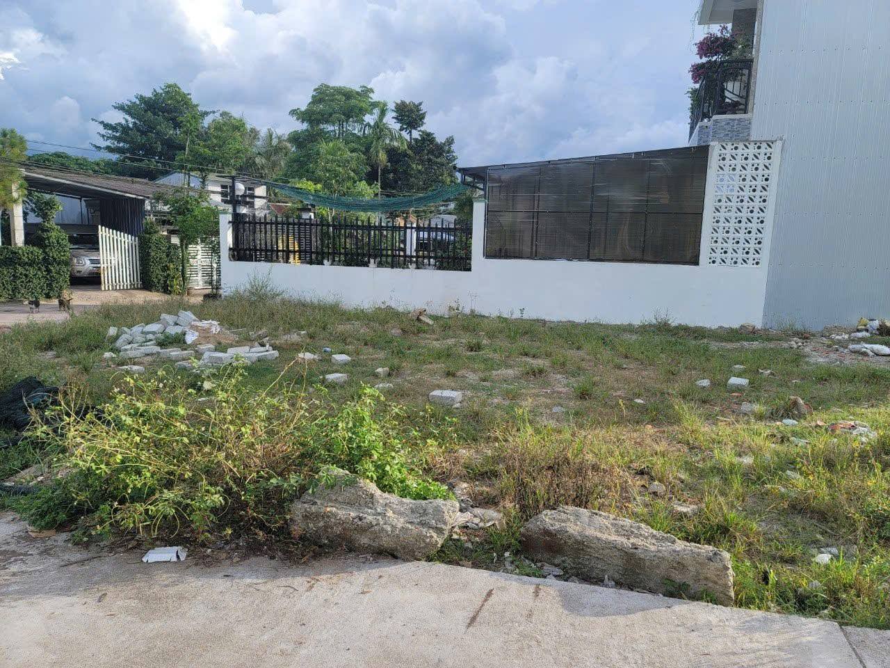 Bán đất 102.2m2 kiệt 4A Hoài Thanh, Thủy Xuân, Huế, sổ đỏ, hướng Đông Bắc