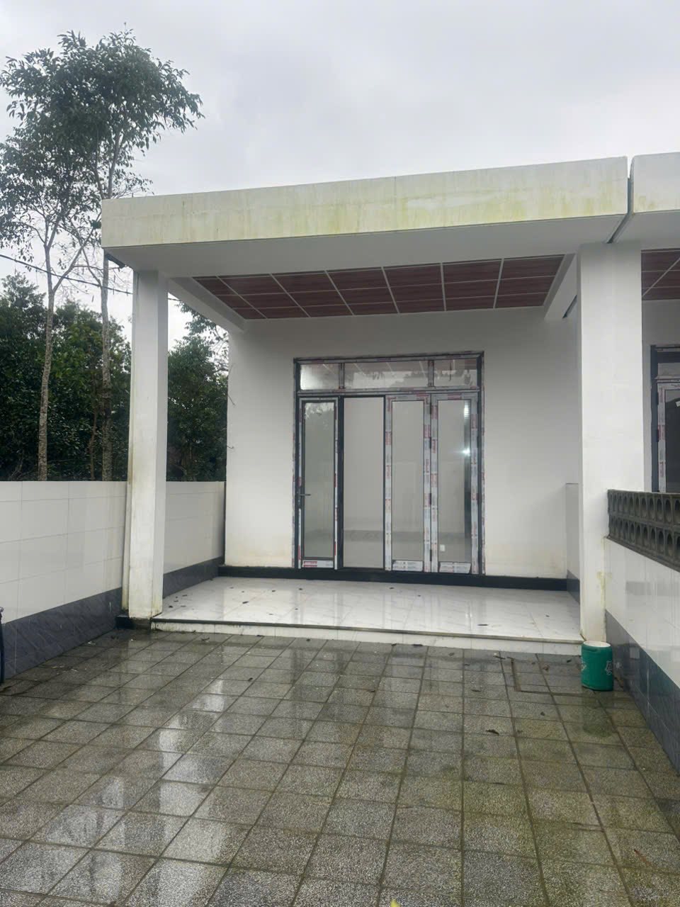 Nhà 150m2 Ngô Hà, 3 ngủ, sân oto, giá 1.39 tỷ