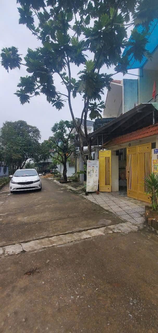 Bước vào một câu chuyện về tổ ấm lý tưởng tại Huế, nơi sự tiện nghi và vẻ đẹp truyền thống hòa quyện