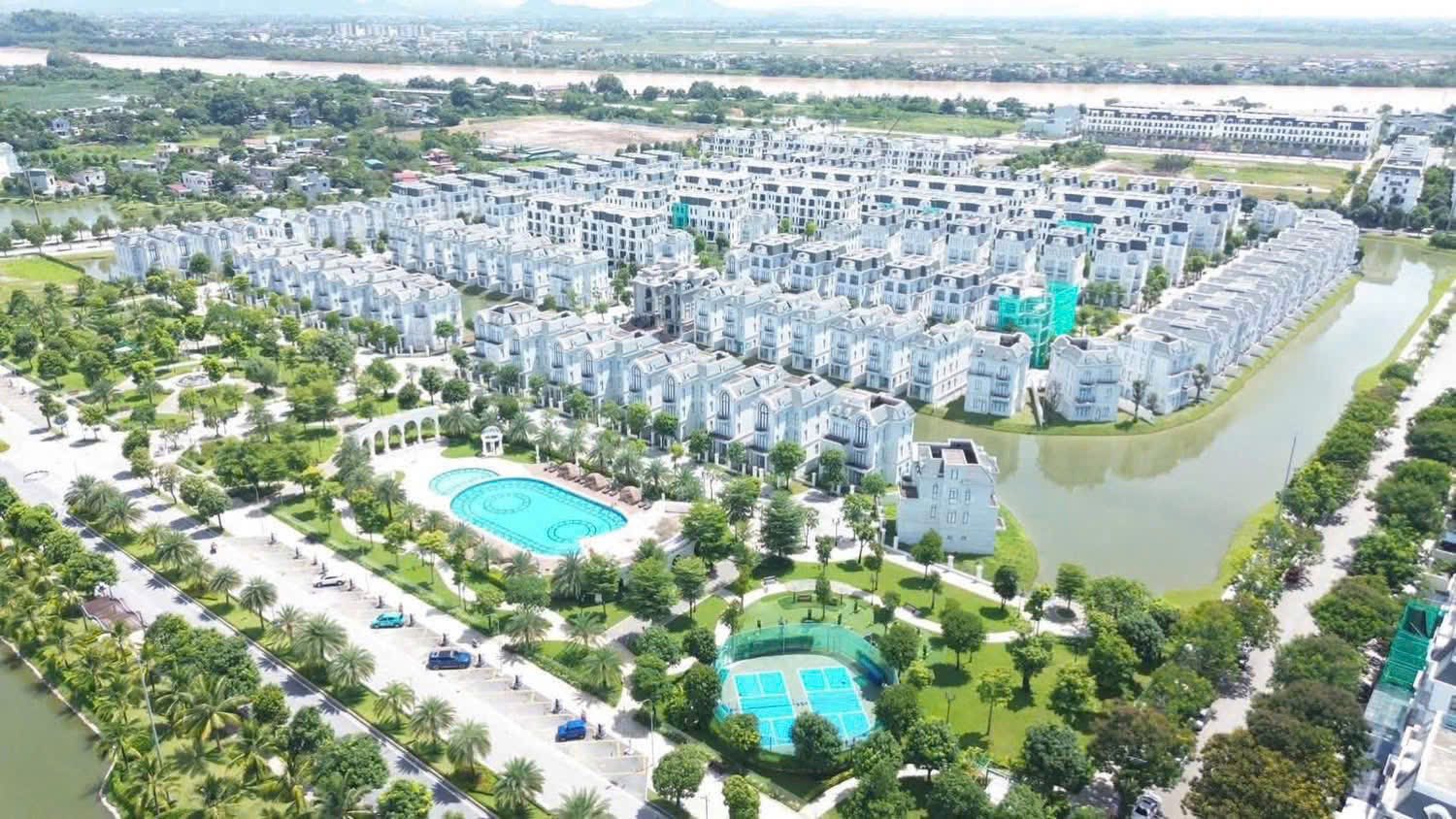 Biệt thự hàng hiệu 220m² tại Vinhomes Star City, cắt lỗ sâu, chủ nhà khóc thét vì quá rẻ