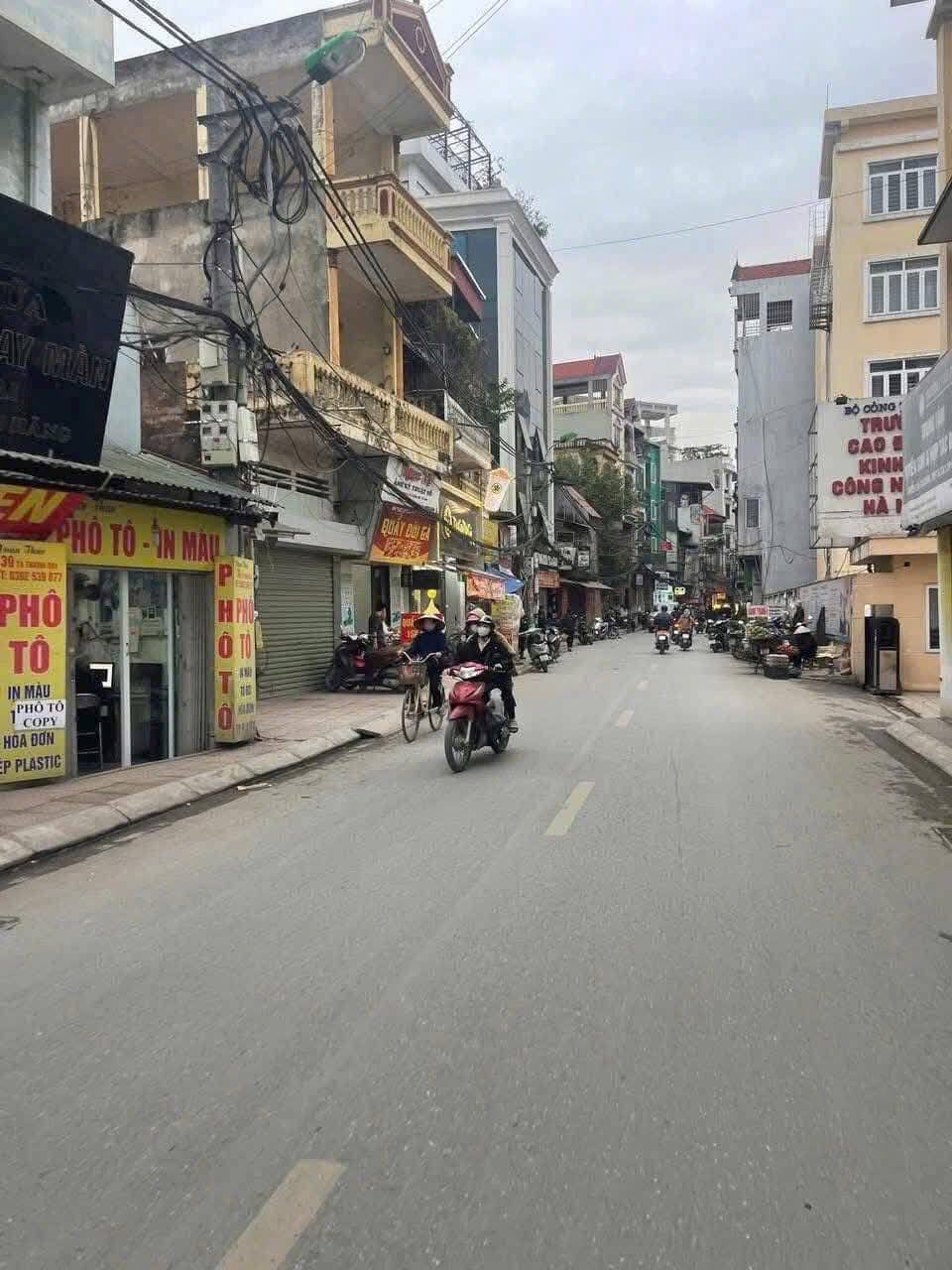 Siêu phẩm nhà mặt đường Oai Cầu Tó, Đại Thanh, cực gần Kim Giang