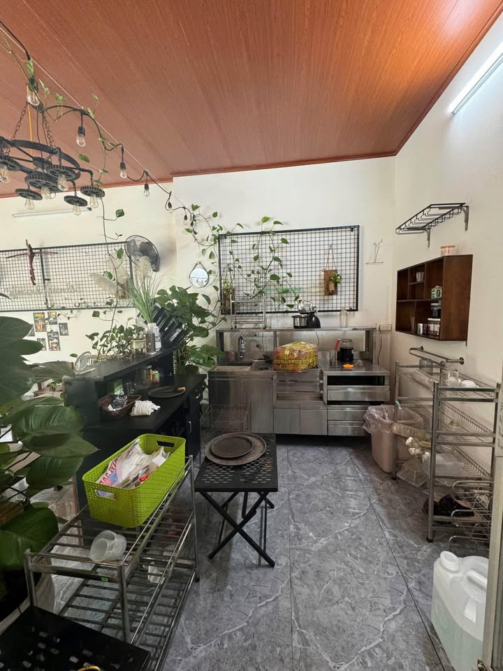 Chào mừng quý khách đến với cơ hội sở hữu ngay mặt bằng kinh doanh coffee