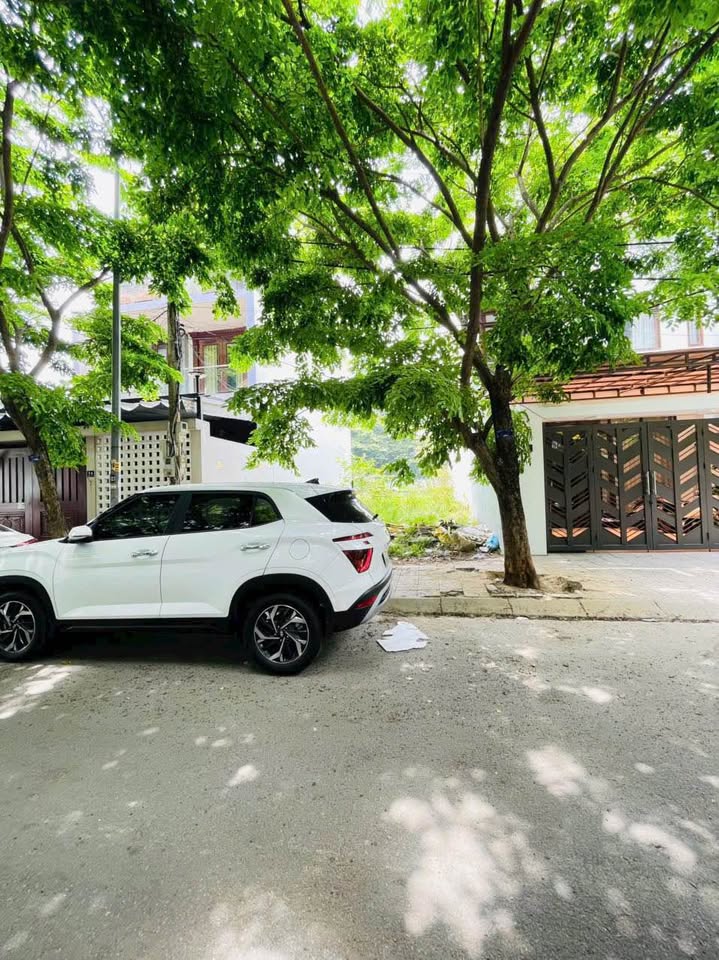 Bất động sản tọa lạc tại mặt tiền đường Nguyễn Thị Lài, thuộc Khu đô thị Xuân Phú