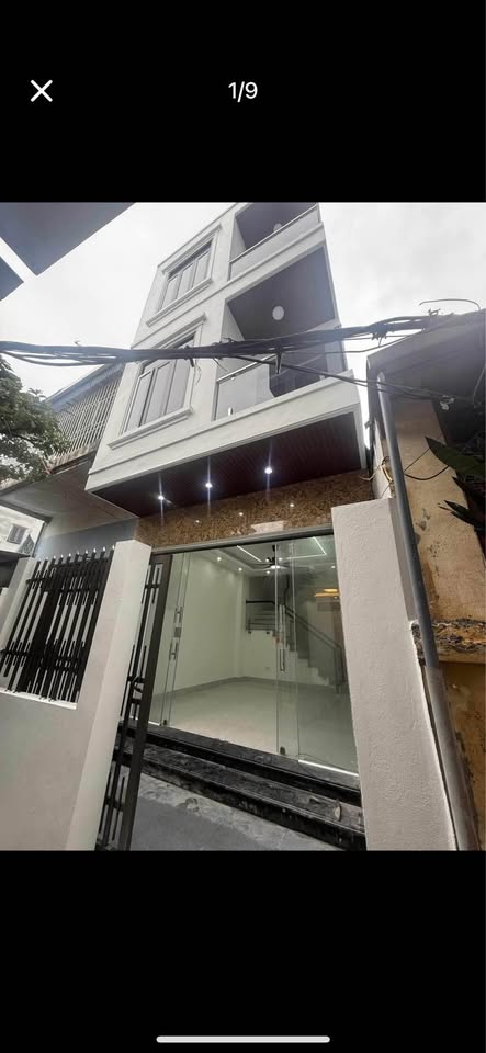 Nhà 3 tầng xây mới độc lập, 52m2, hướng Đông Nam, gần trường học, bệnh viện, chợ