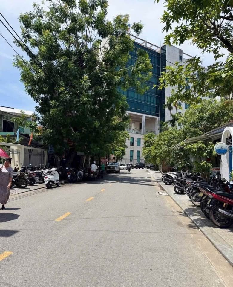 Nhà 2 tầng mặt tiền Trần Quang Khải, Huế, vị trí vàng kinh doanh sầm uất