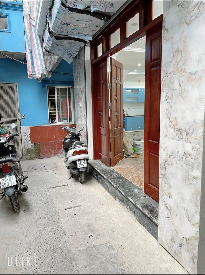 Nhà lô góc 5 tầng mới đẹp, 40m2, mặt tiền 4.6m, gần ô tô, trung tâm Hai Bà Trưng - Giá tốt