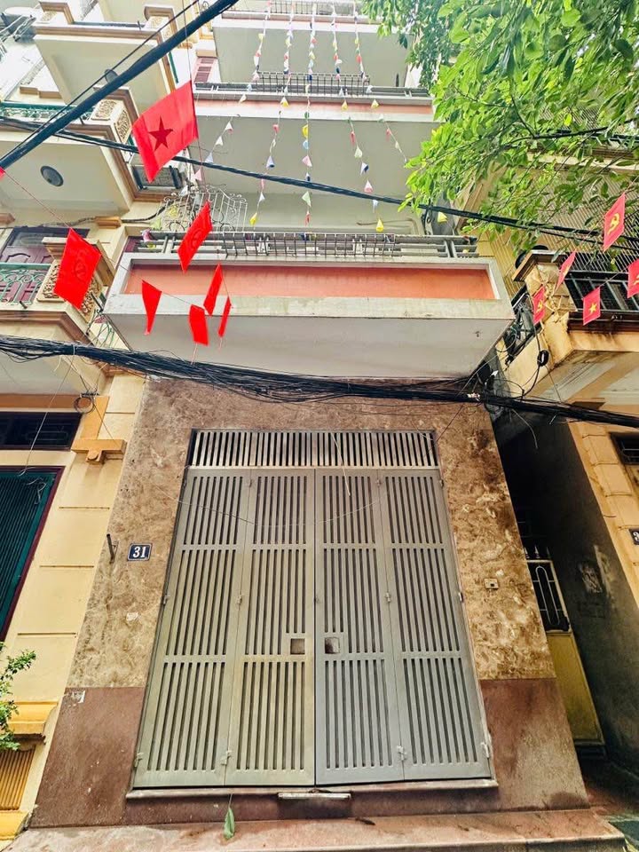 Nhà riêng Thanh Xuân 56m², 5 tầng, mặt tiền rộng 4m, trung tâm đắc địa