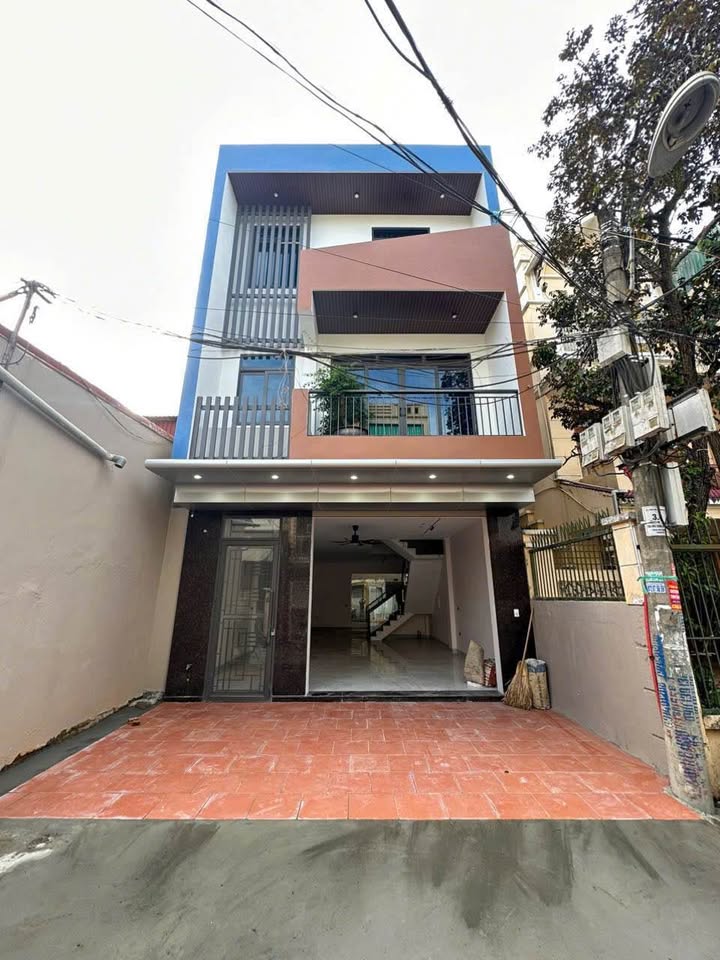 Siêu phẩm nhà 3 tầng tọa lạc tại vị trí đắc địa bậc nhất phường Trường Thi, thành phố Thanh Hóa