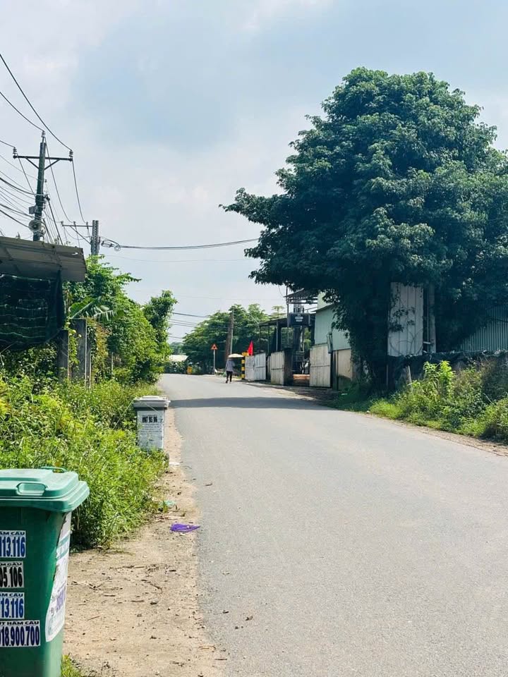 Nhà Giang Điền 1,1 tỷ, mặt tiền đường lớn, sổ chung, bán nhanh kẻo hết