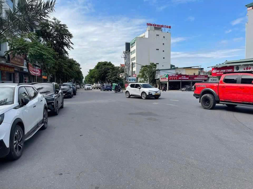 Bán đất đấu giá Dương Nội, Hà Đông - Lô góc kinh doanh 2 mặt đường, sát Glemximco