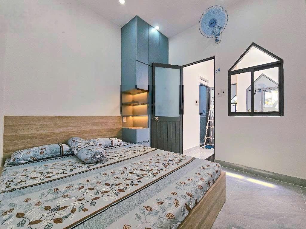 Bán nhà 2 tầng 40m2, HXH thông Dương Quảng Hàm, P. 5, Gò Vấp, 3PN, SHR, 4 tỷ hơn TL