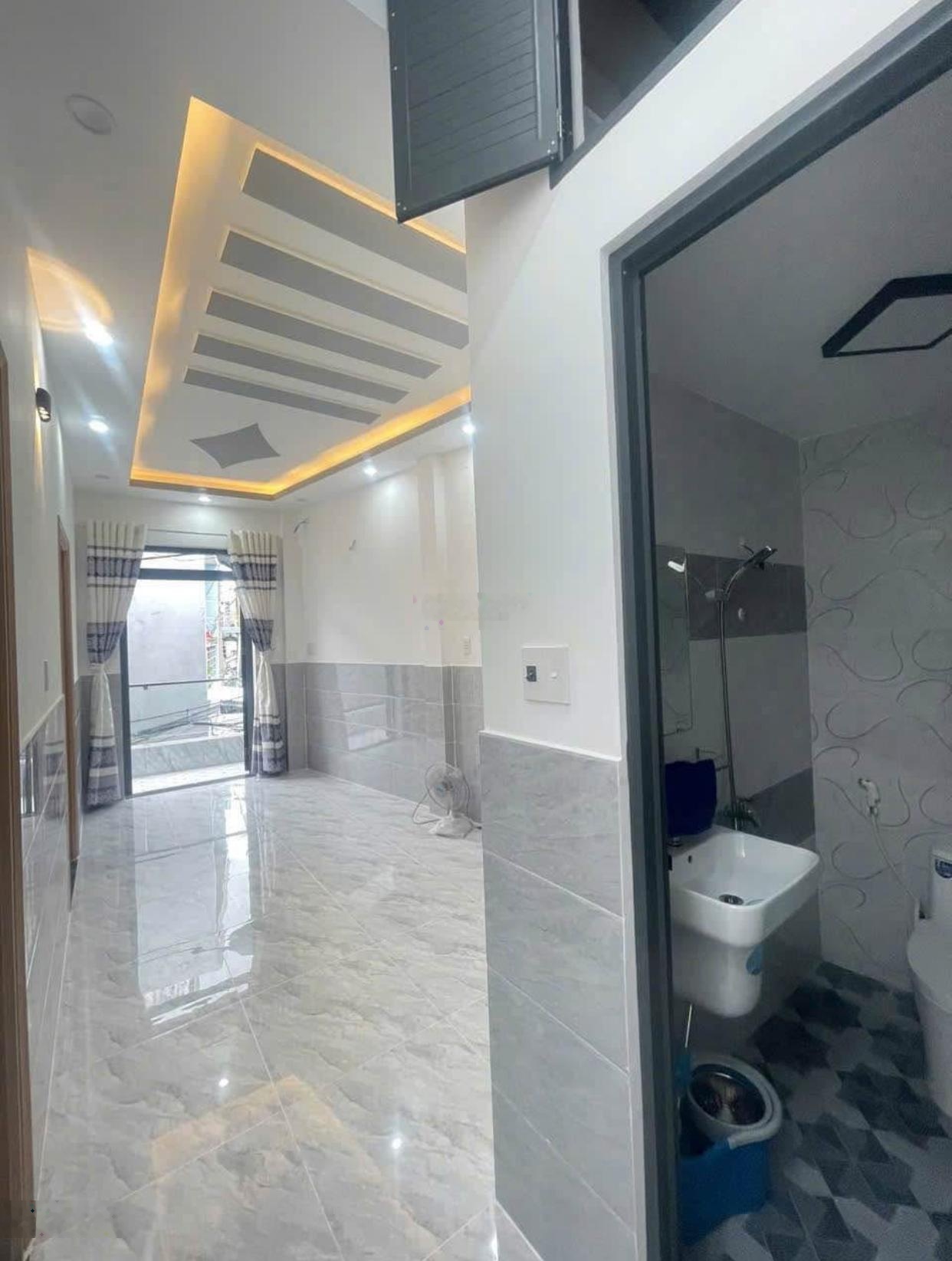 Nhà đẹp 48m2 ngay đường Hoài Thanh P14 Q8 - chỉ 1tỷ300không phát sinh chi phí sở hữu ngay - sổ hồng