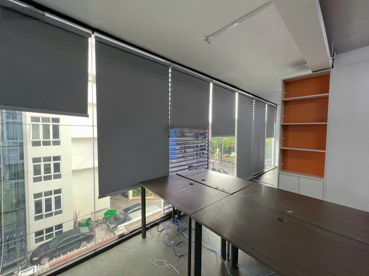 Tòa nhà đường Lý Thường Kiệt diện tích: 9x21m trệt 4 lầu cho thuê