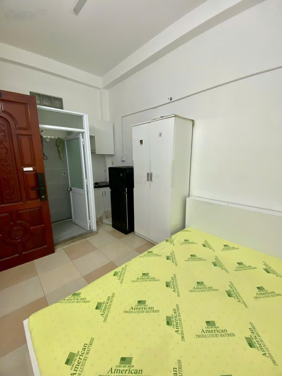 Bán nhà sẵn dòng tiền, 4L, 9T9, đường Nguyễn Trãi, Q.1, Nguyễn Cư Trinh