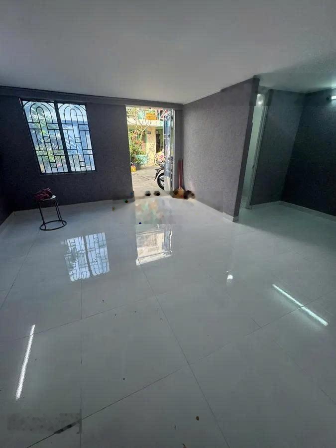 Bán nhà bùi hữu nghĩa 24m2 2 tầng - 5 tỷ - hẻm xe hơi trung tâm bình thạnh