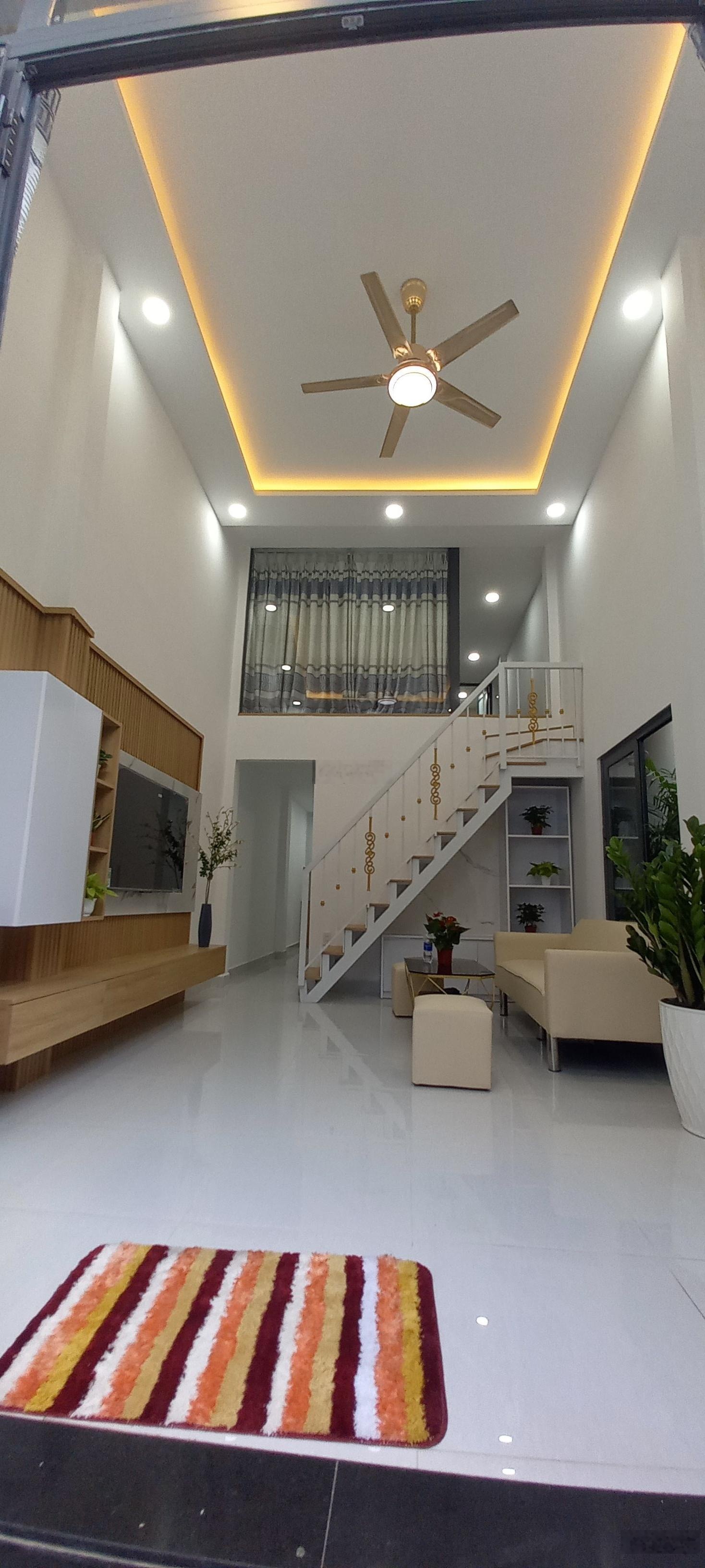 Bán căn nhà đẹp SHR đúc lửng 3 phòng ngủ Đường Phan Huy Ích P. 12 Quận Gò Vấp giá chỉ 4 tỷ 350tr TL