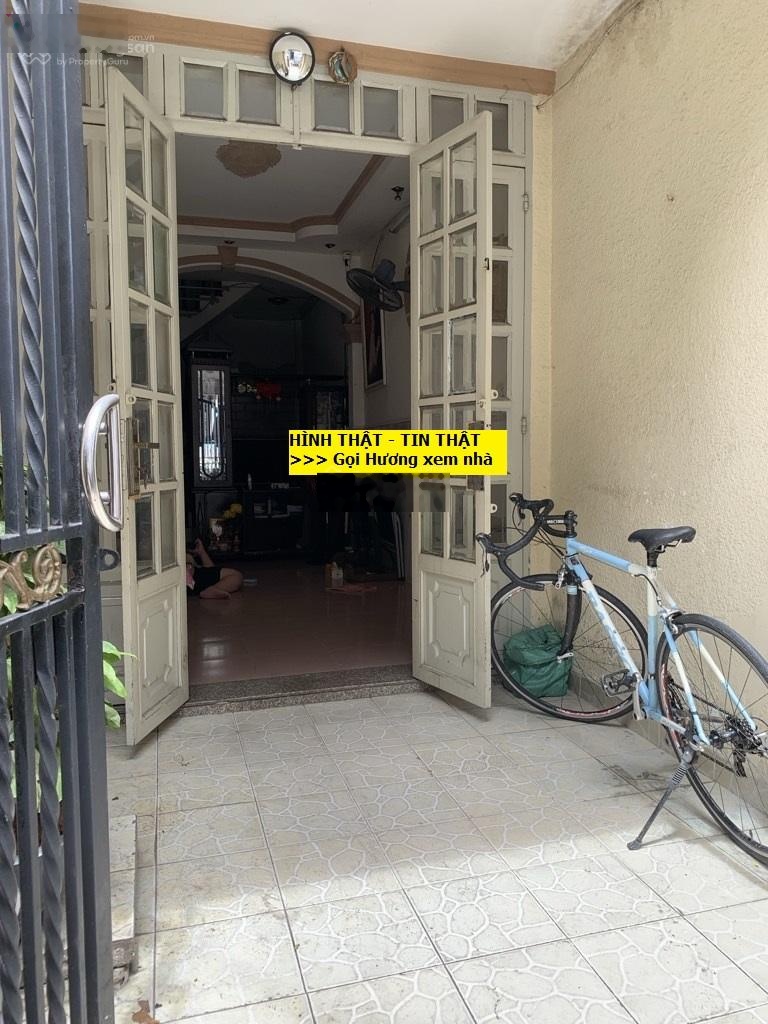 Cần bán nhà gần nhà thờ Hạnh Thông Tây hẻm ô tô thông - DT 40m2 2 tầng chỉ 3,8 tỷ còn TL 0935767286