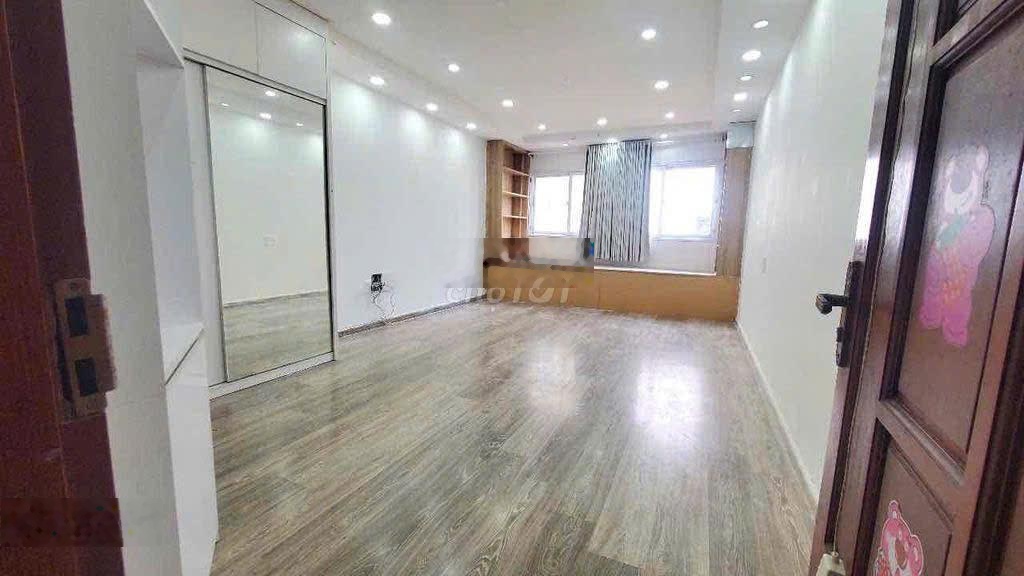 Cho thuê nhà hẻm xe tải 692/7a sư vạn hạnh phường 12 quận 10