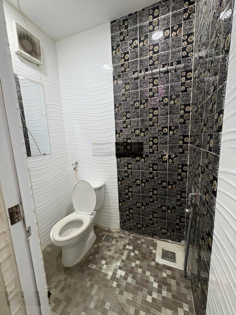 Nhà bùi viện-chỉ 4.9 tỷ -sắp định cư cần bán gấp nhà -4 tầng- p. phạm ngũ lão-q 1- sổ riêng