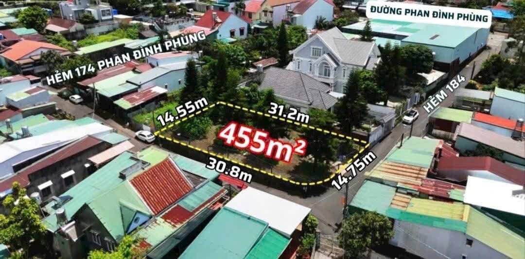 Bán đất biệt thự góc 2 mặt tiền trung tâm phường 2, Đà Lạt