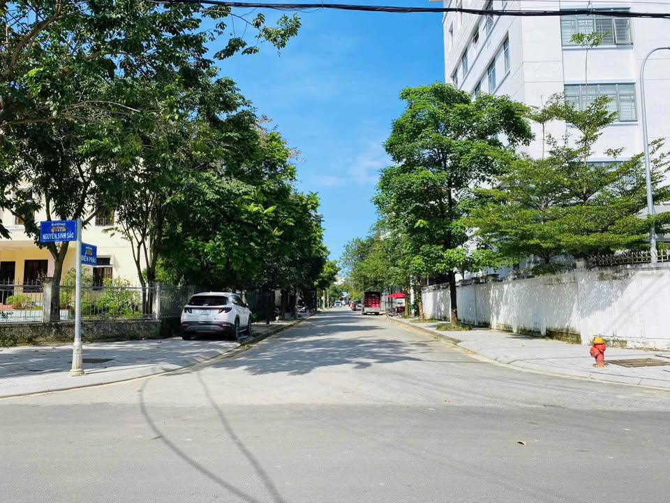 Bán tòa nhà 3 tầng mặt tiền kinh doanh đường Diễn Phái, Huế 405m², giá rẻ