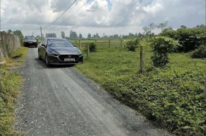 Đất vườn 1034m2 nở hậu, view kênh mát rượi, giá chỉ 1,3 tỷ Gò Công Tây