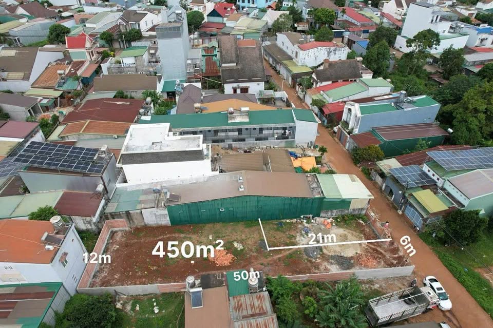 Bán lô đất rộng gần 500m² tại hẻm Nguyễn Hữu Thấu, Đắk Lắk, giá 4,2 tỷ