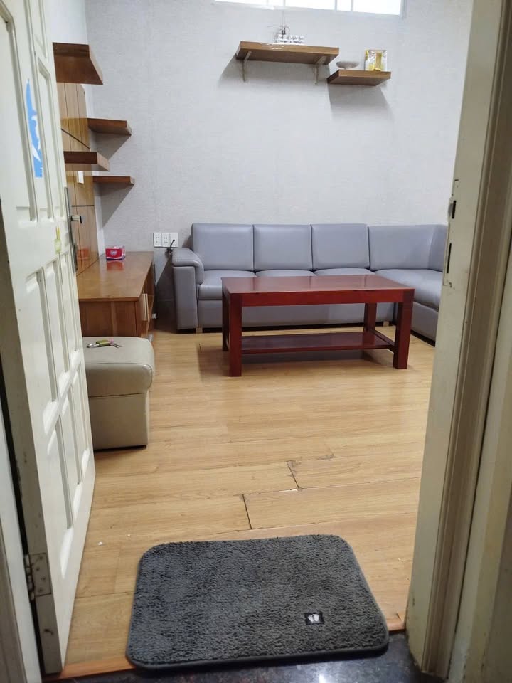 Căn hộ 2 phòng ngủ 65m² full nội thất, hướng Đông Bắc, giá tốt 2.5 tỷ