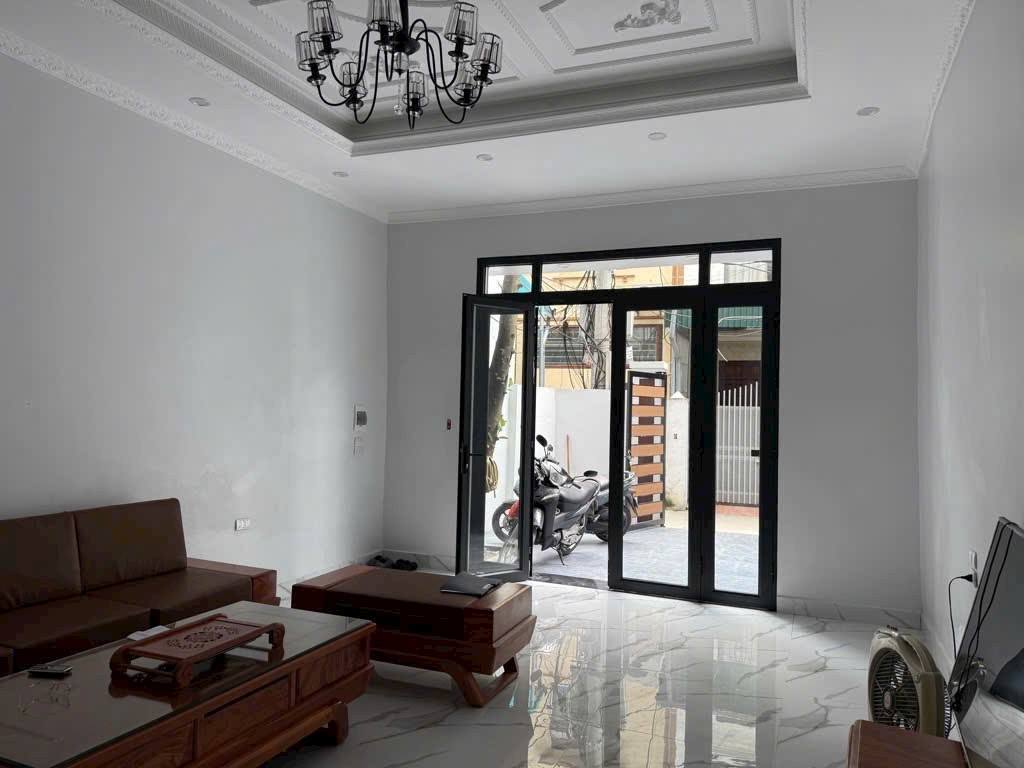 Chào mừng đến với Chu Huy Mân, nơi bạn sẽ tìm thấy một ngôi nhà không chỉ để ở mà còn là một tác phẩm nghệ thuật