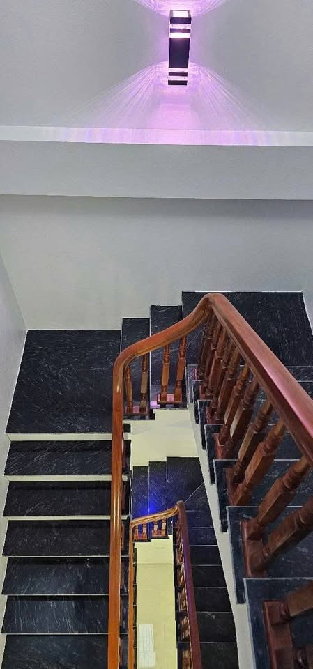 Nhà 3 tầng Trần Lãm, Thái Bình diện tích 45m2, mới tinh, tiện ích đầy đủ