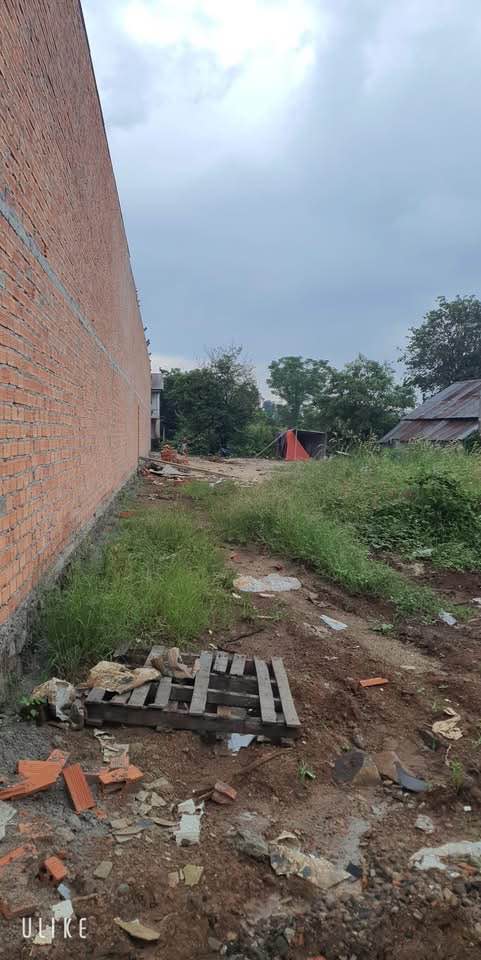 Bán gấp đất 2 mặt tiền 470m2 tại Hòa Phú, gần khu công nghiệp, giá tốt