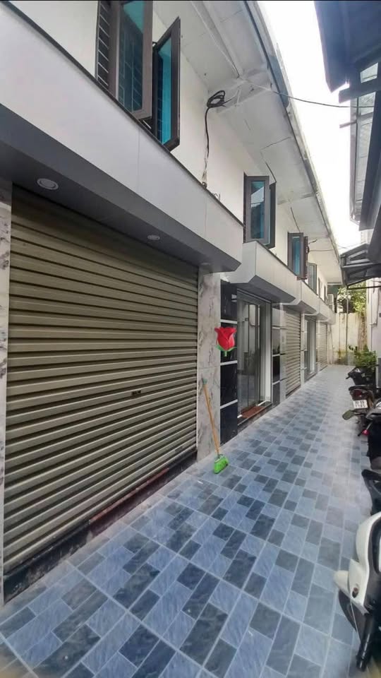 Nhà mới xây 2 tầng, 2 phòng ngủ, ô tô đỗ cửa tại phố Tân Khai, Sóc Sơn - 1.9 tỷ