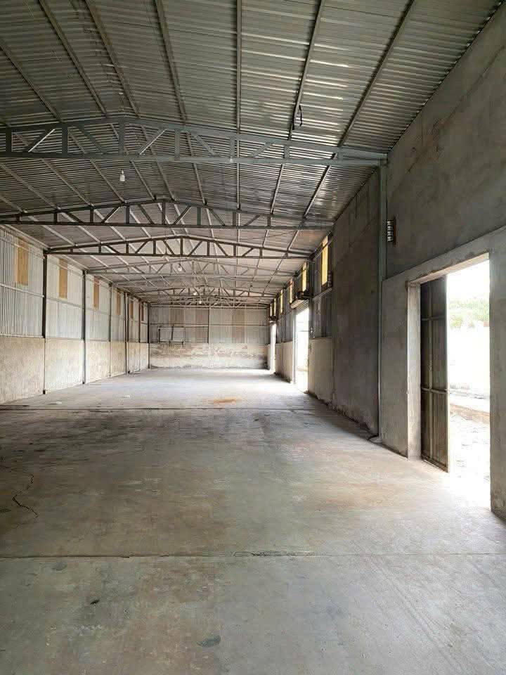 Cho thuê kho xưởng 1500m² tại Bình Chánh - giá 50 triệu/tháng, sẵn sàng đón mọi ngành nghề!