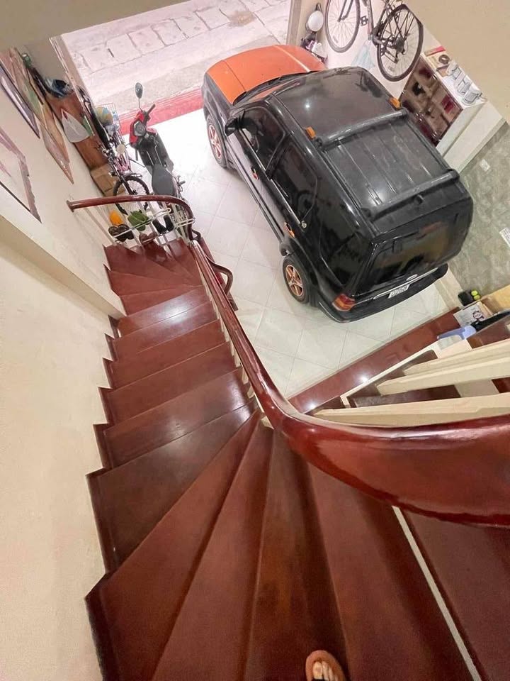 Nhà 50m² Xuân Đỉnh, 5 tầng, oto ngủ trong nhà, gần Công viên Hòa Bình