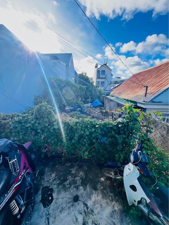 Đất vàng Nguyễn Trung Trực, nở hậu tài lộc, sẵn móng phòng trọ