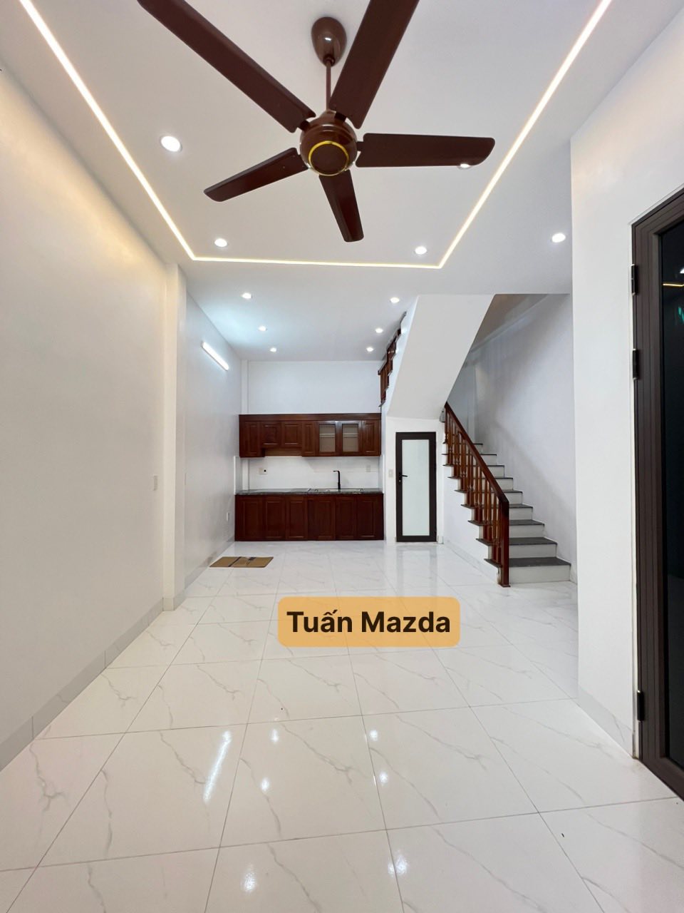 Bán nhà 3 tầng Tiền Phong, 36m2, chỉ 1.5 tỷ, ngõ ô tô tránh