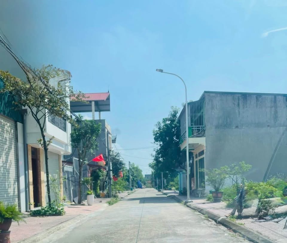 Bán đất vàng Ninh Mỹ, 90m², sổ đỏ, hướng Nam, giá tốt