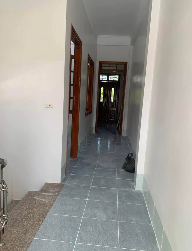 Siêu phẩm nhà phố 3 tầng đang chờ chủ nhân mới, tọa lạc ngay trên trục đường to đối diện Viện 153 Phan Thiết