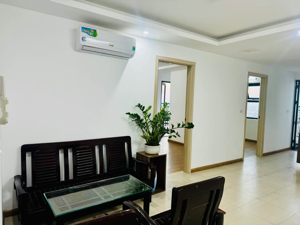 Căn góc 52m2 hai ban công thoáng mát, sổ đỏ sẵn sàng giao dịch