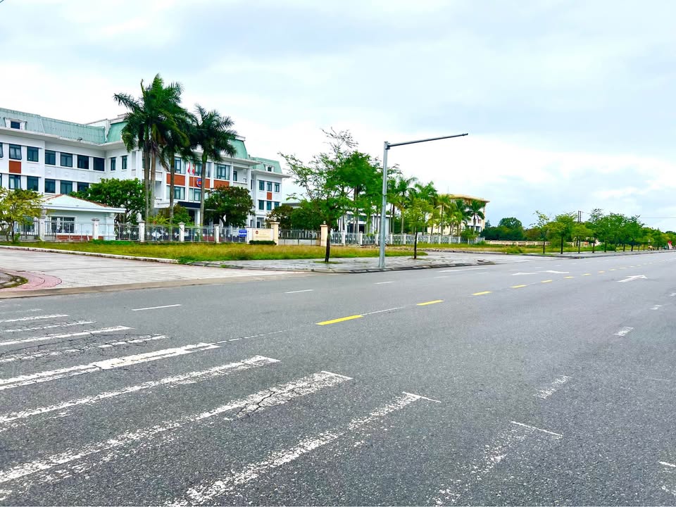 Đất vàng Quảng Nam, view sông cực chill, ngã ba đắc địa