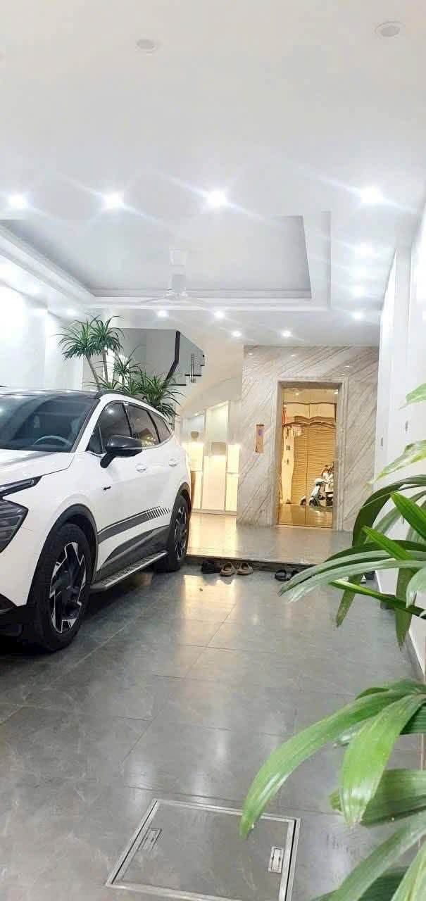 Nhà vip Phú Thượng, Tây Hồ, 45m2, 7 tầng thang máy, ô tô ngủ trong nhà, 11 tỷ