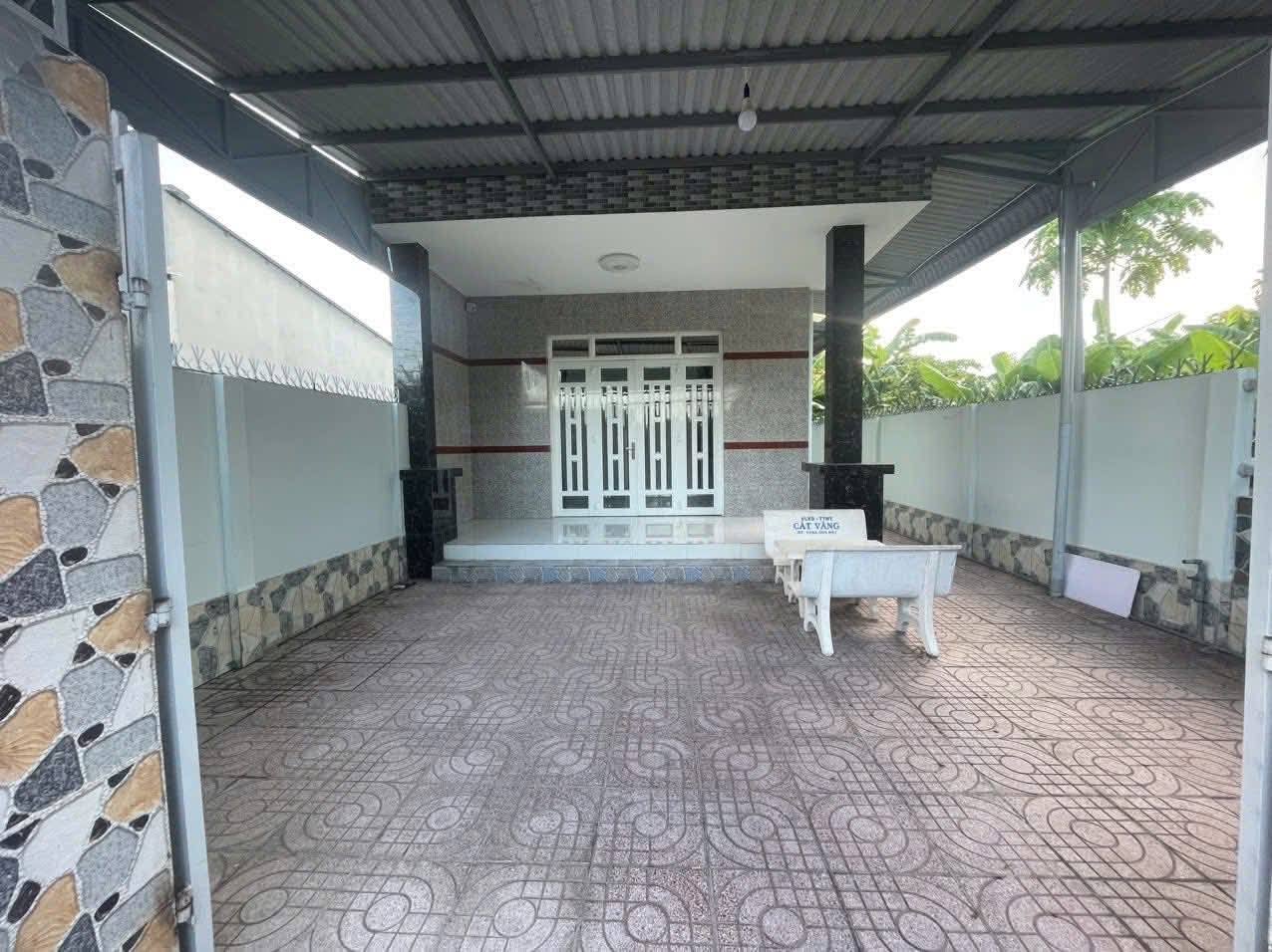 Nhà 160m² Phú Hưng, Vĩnh Long, kinh doanh tốt, giá 1,45 tỷ