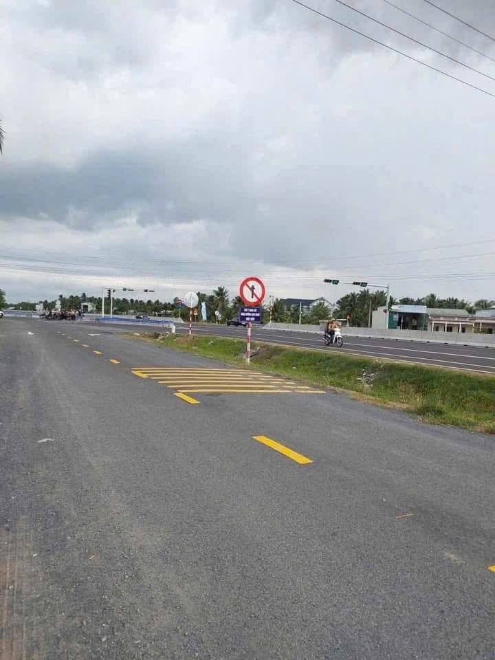 Siêu phẩm mặt tiền đường gom Cầu Rạch Miễu 2, Sơn Đông, Bến Tre đang chờ chủ nhân mới