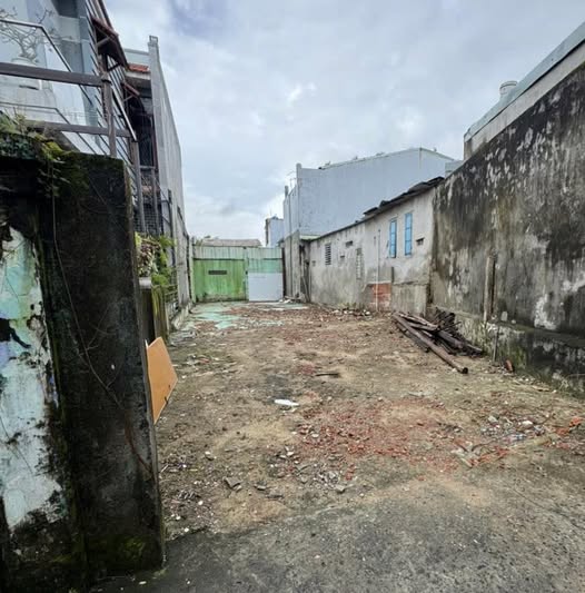 Đất vàng sát mặt tiền cách mạng tháng 8, Cẩm Lệ, Đà Nẵng, nở hậu, vượng khí