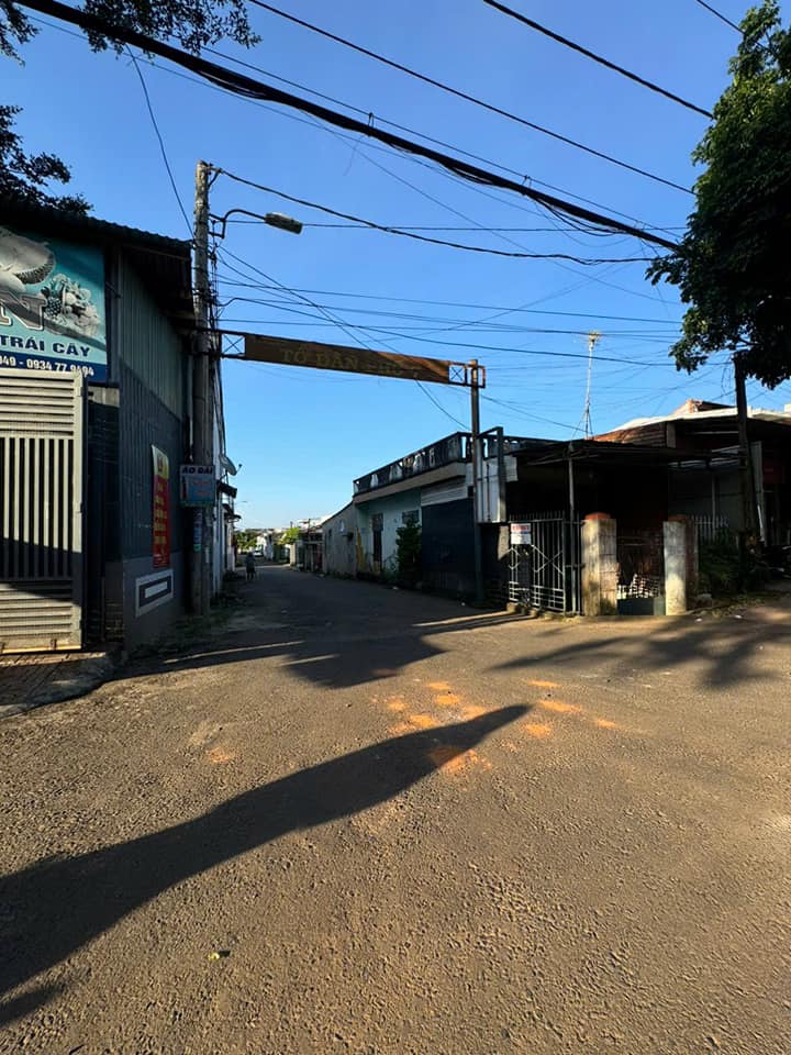 Bán đất tại hẻm Phạm Văn Đồng, 5x17m, 1.35 tỷ, sổ riêng, hẻm ô tô vi vu