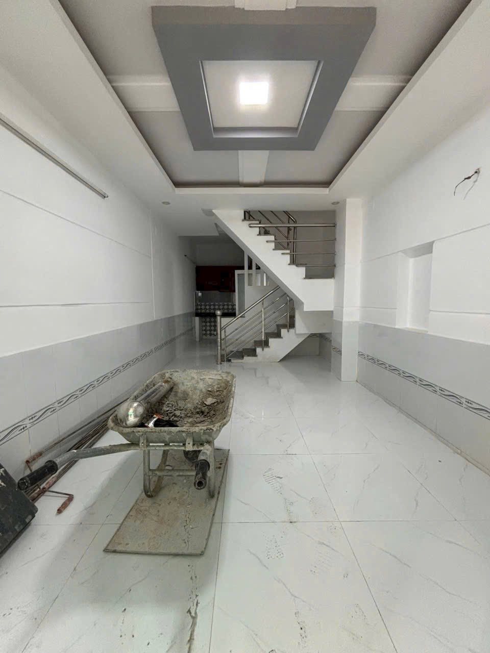 Cho thuê nhà nguyên căn hẻm Huỳnh Tấn Phát, Nhà Bè, 27m2, giá 6 triệu/tháng